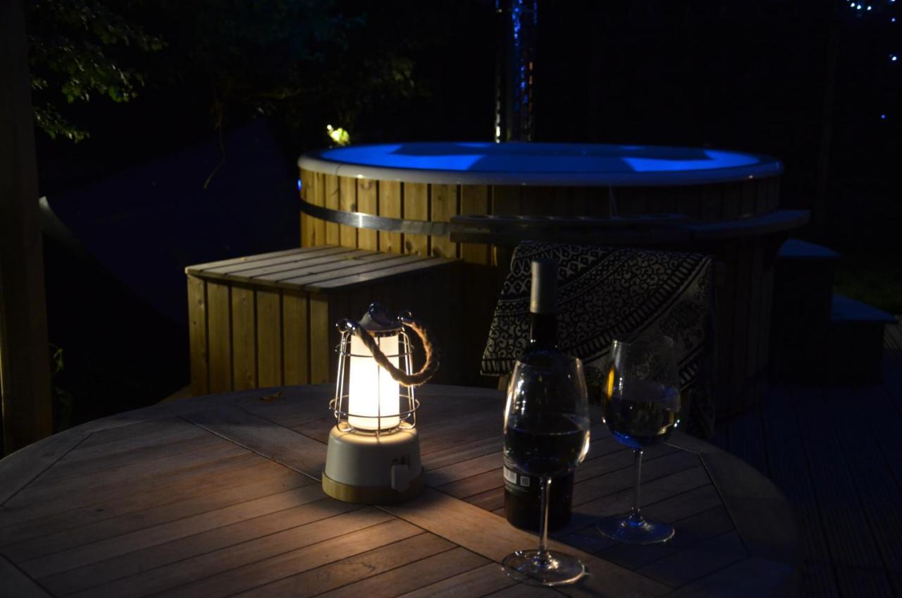Stamford Meadows Glamping With Private Hot Tubs Hotel Eksteriør billede