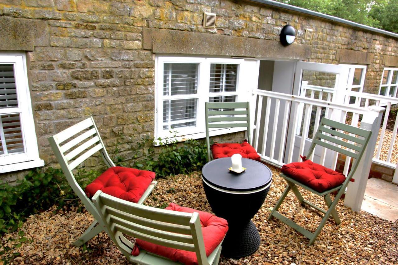 Stamford Meadows Glamping With Private Hot Tubs Hotel Eksteriør billede